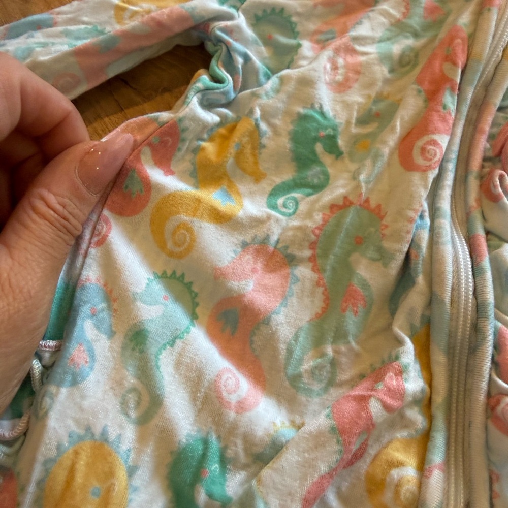 Alexis Ruffle Zip - Picture 7 of 8